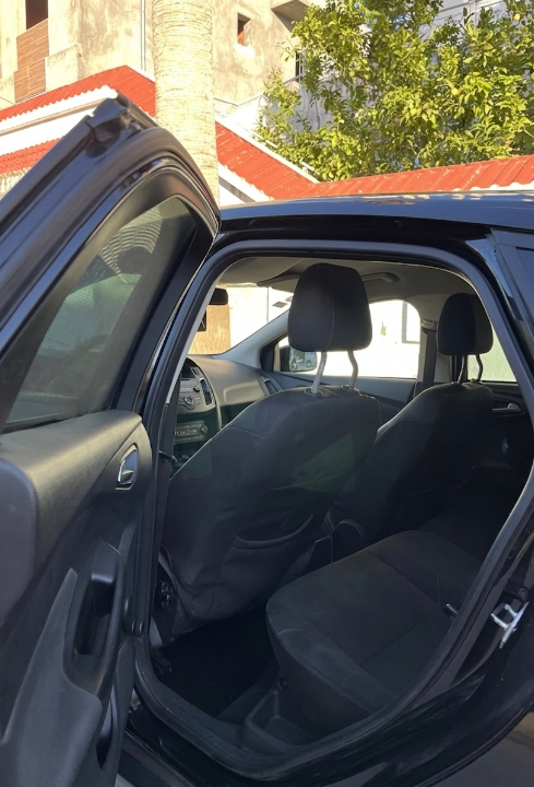 Ford FOCUS - Photo 3