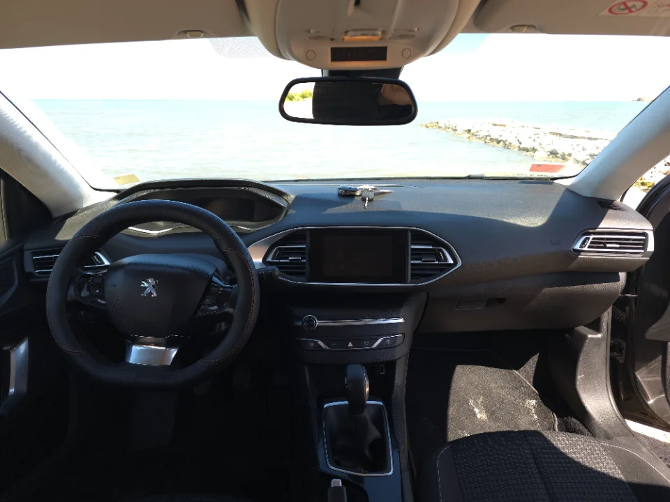 Peugeot 308 - Photo 6