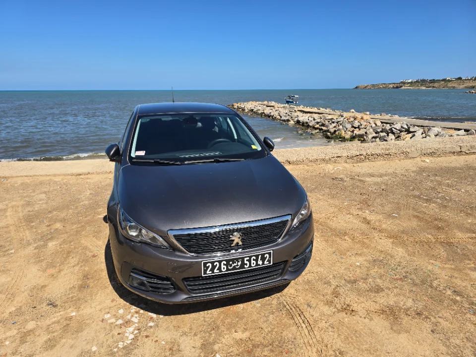 Peugeot 308 2021