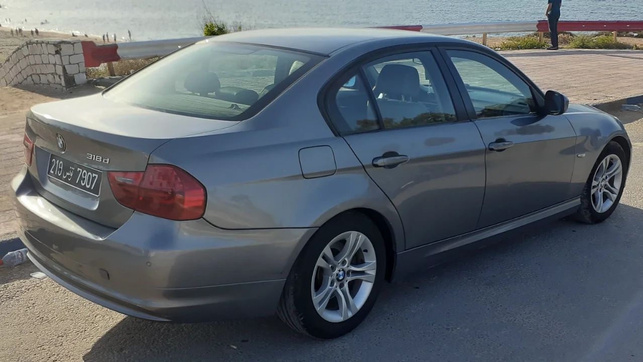 Bmw 318 - Photo 12
