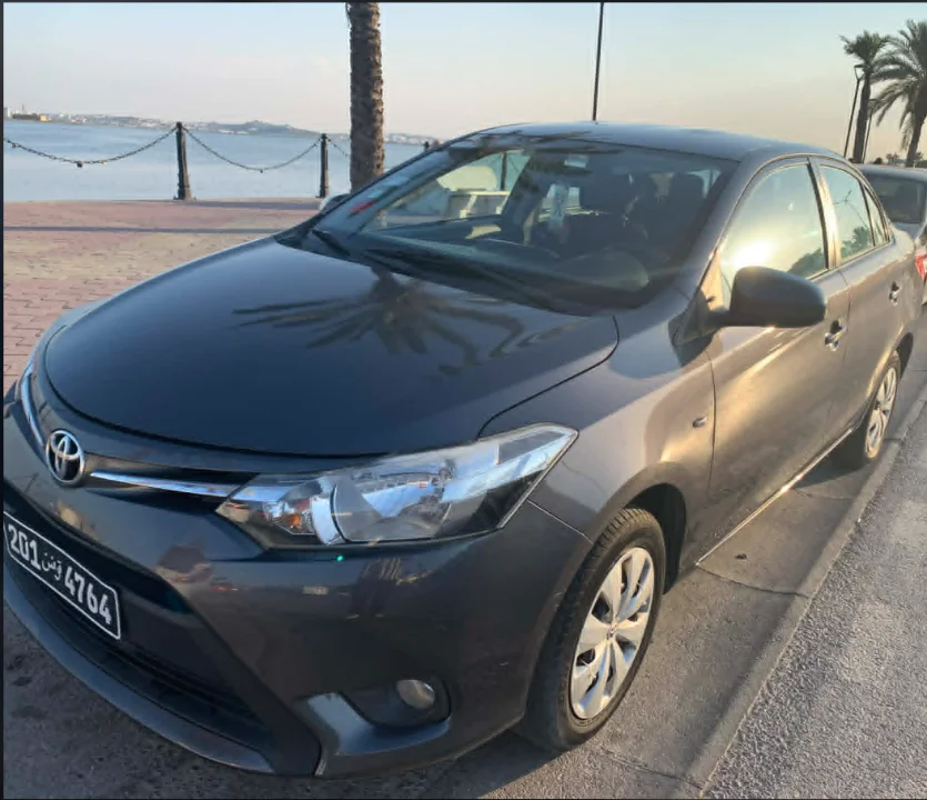 Toyota Yaris - Photo 6