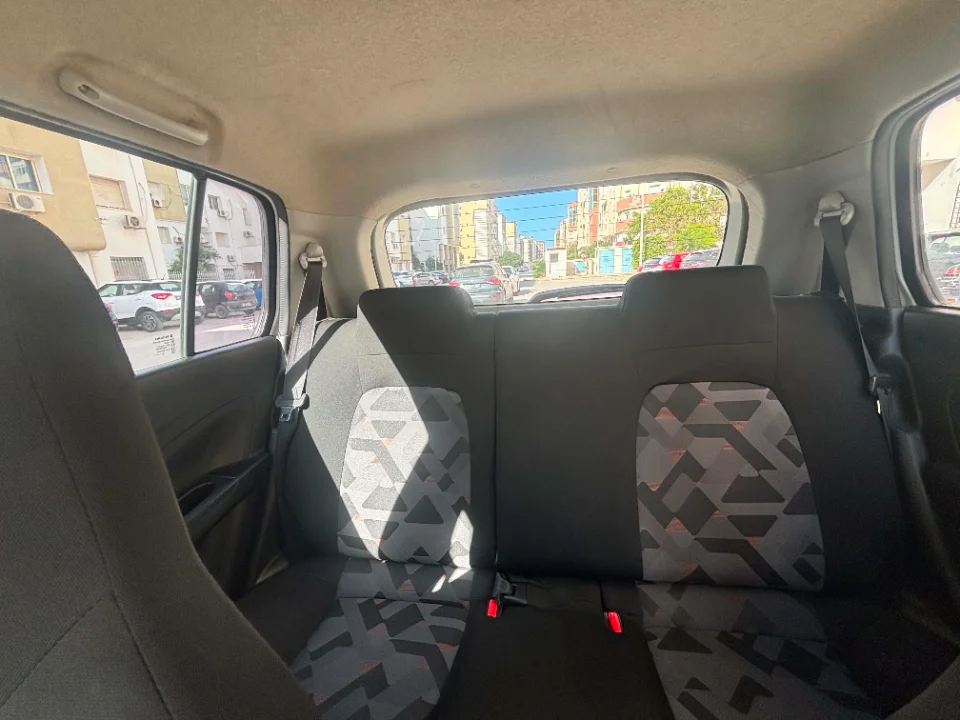 Suzuki Celerio - Photo 6