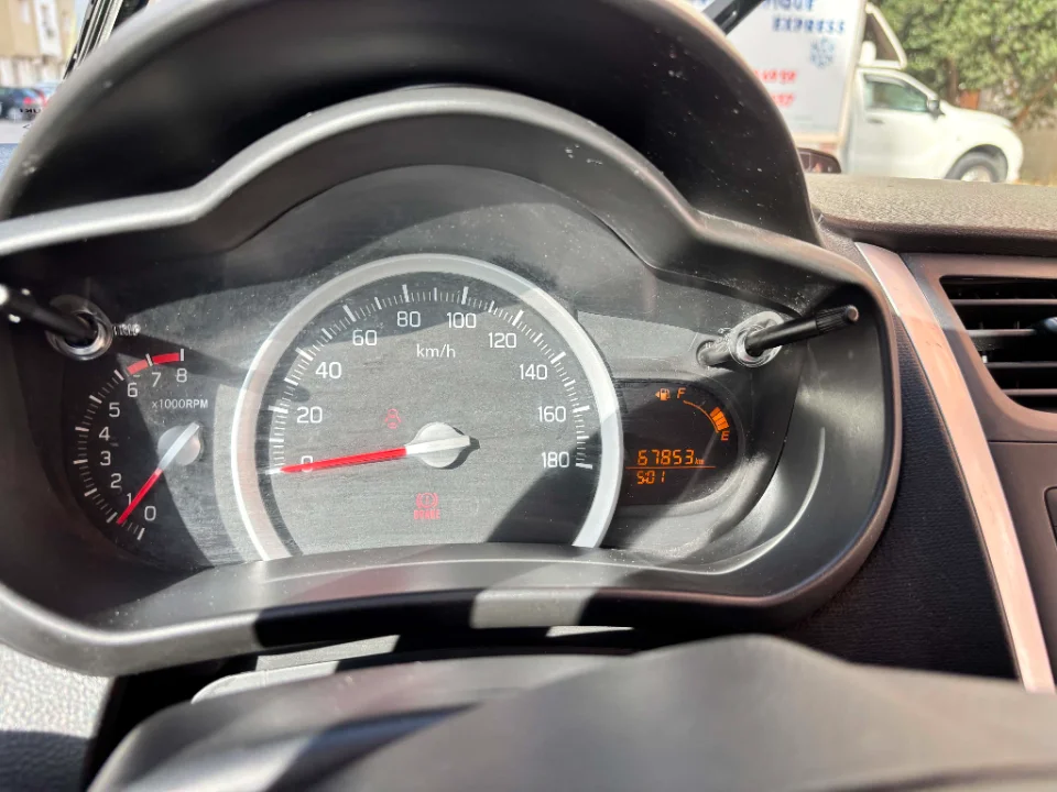 Suzuki Celerio - Photo 4