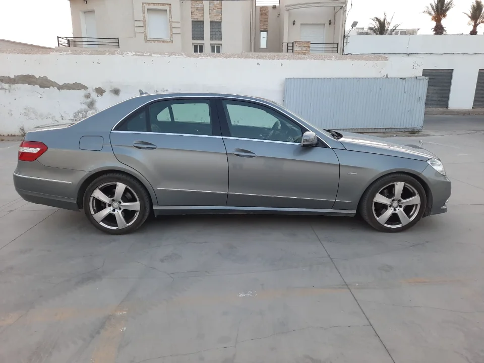 Mercedes Classe E - Photo 10