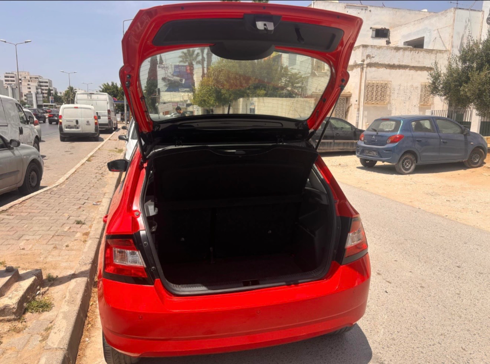 Skoda Fabia - Photo 3