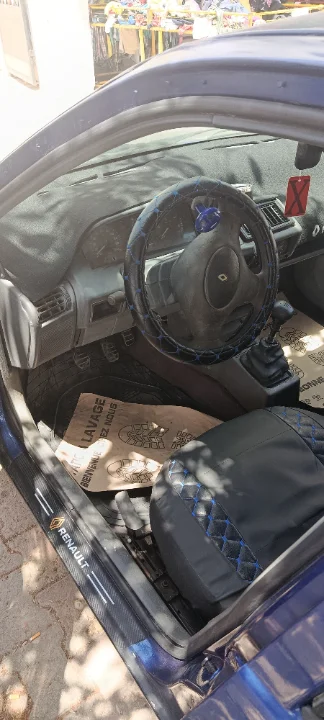 Renault Clio - Photo 5