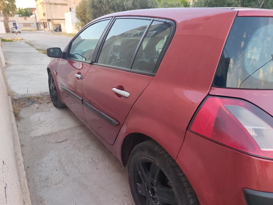 Renault Megane - Photo 2