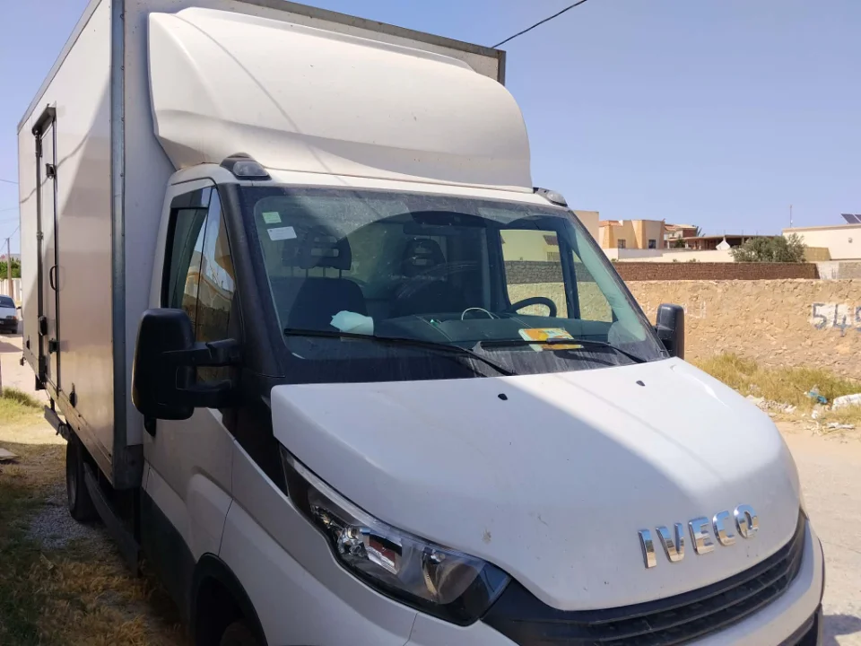 Iveco DAILY - Photo 2