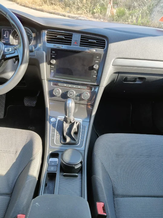 Volkswagen Golf - Photo 12