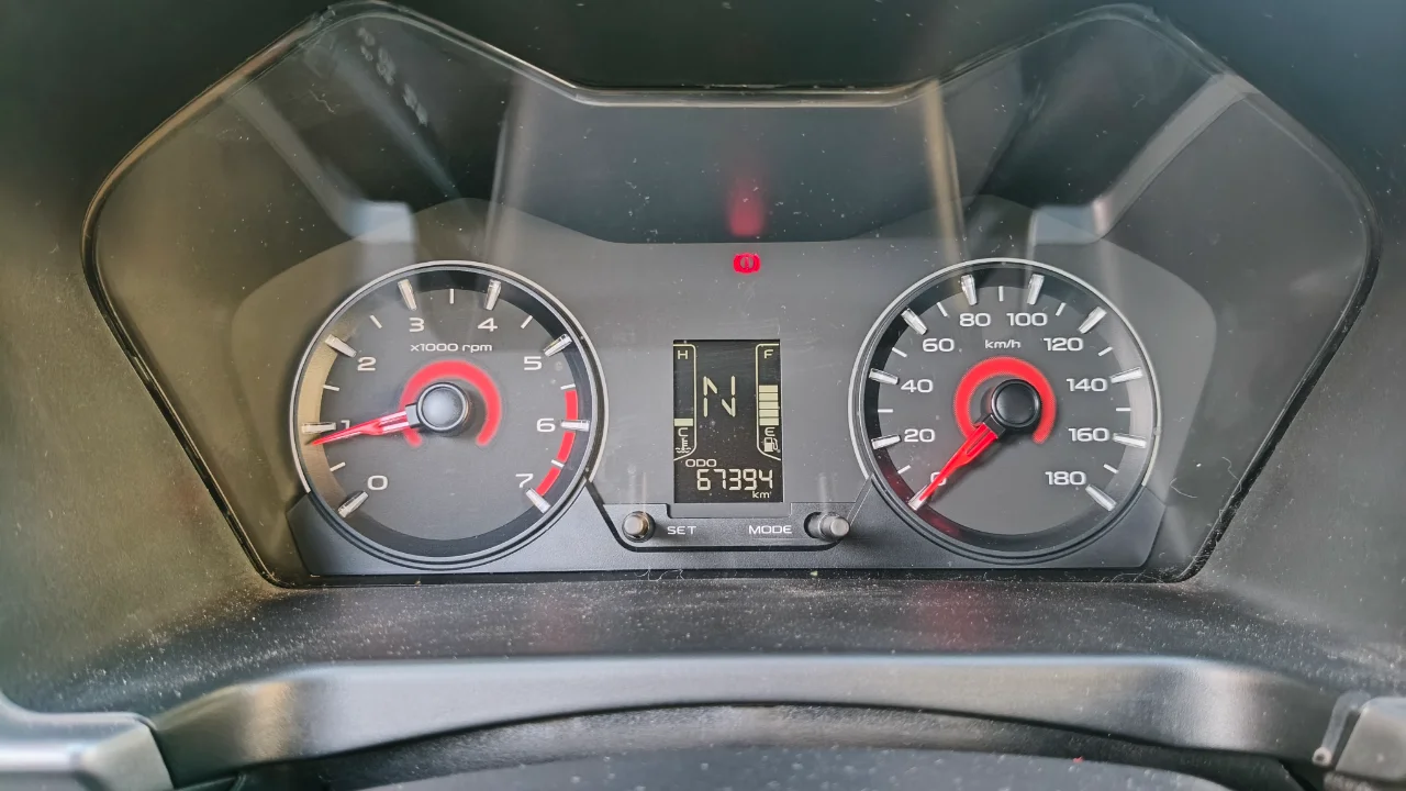 Mahindra KUV 100 - Photo 2