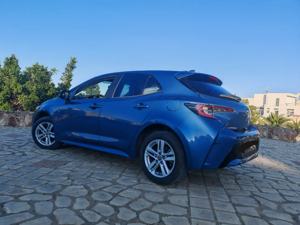 Toyota Corolla - Photo 9