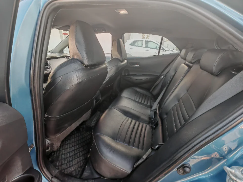 Toyota Corolla - Photo 5