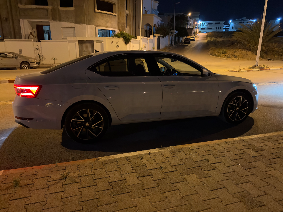 Skoda Superb - Photo 7