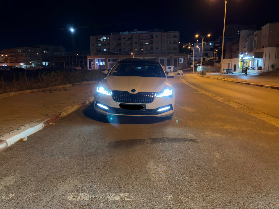 Skoda Superb - Photo 6