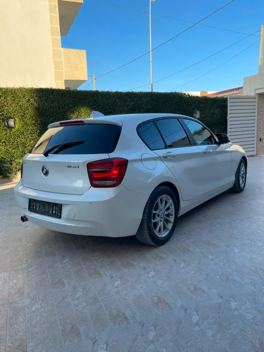 Bmw 118 - Photo 6