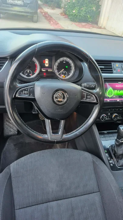 Skoda Octavia - Photo 5