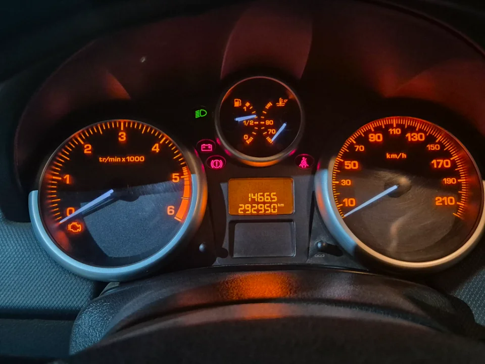 Peugeot 207 - Photo 3