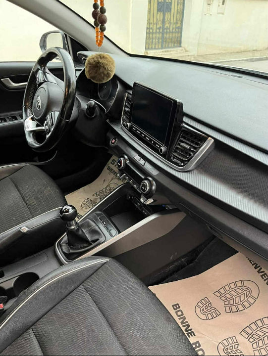 Kia RIO - Photo 2
