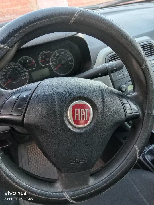 Fiat GRANDE PUNTO - Photo 7