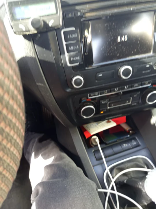 Volkswagen Jetta - Photo 3