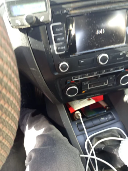 Volkswagen Jetta - Photo 3