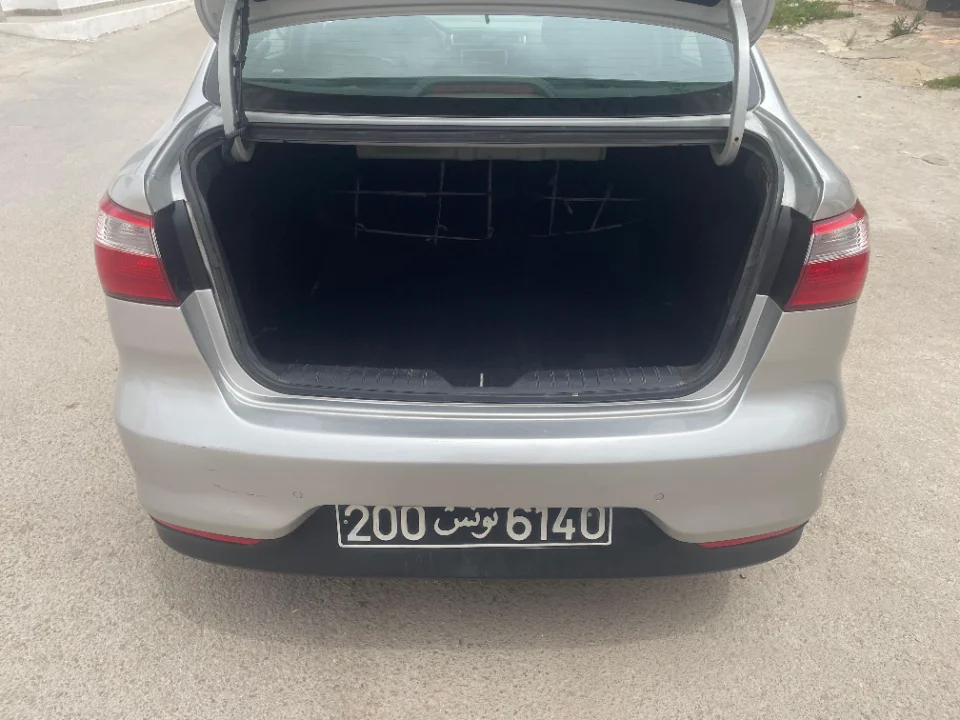 Kia RIO - Photo 2
