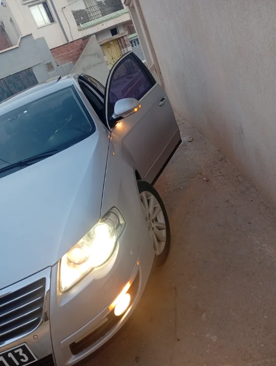 Volkswagen Passat - Photo 11