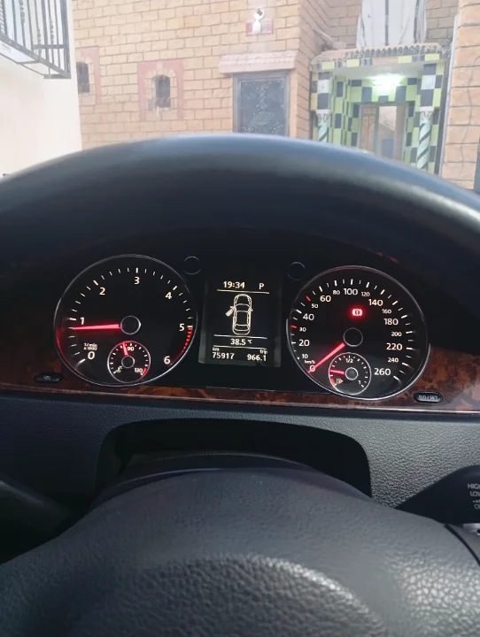 Volkswagen Passat - Photo 8