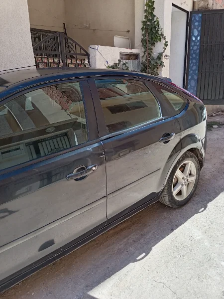 Ford FOCUS - Photo 4