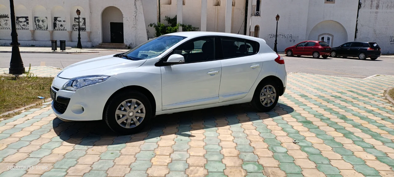 Renault Megane - Photo 12