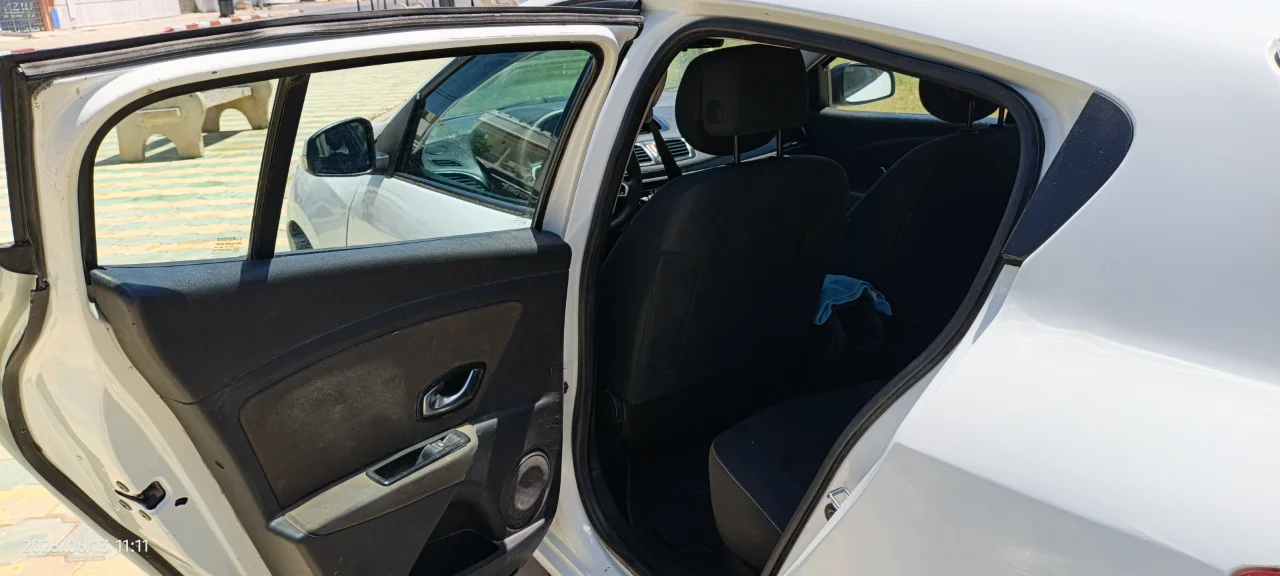 Renault Megane - Photo 3
