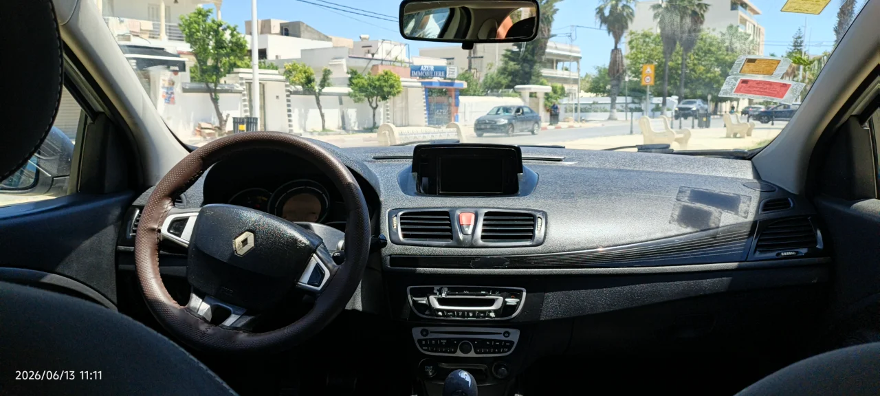 Renault Megane - Photo 2