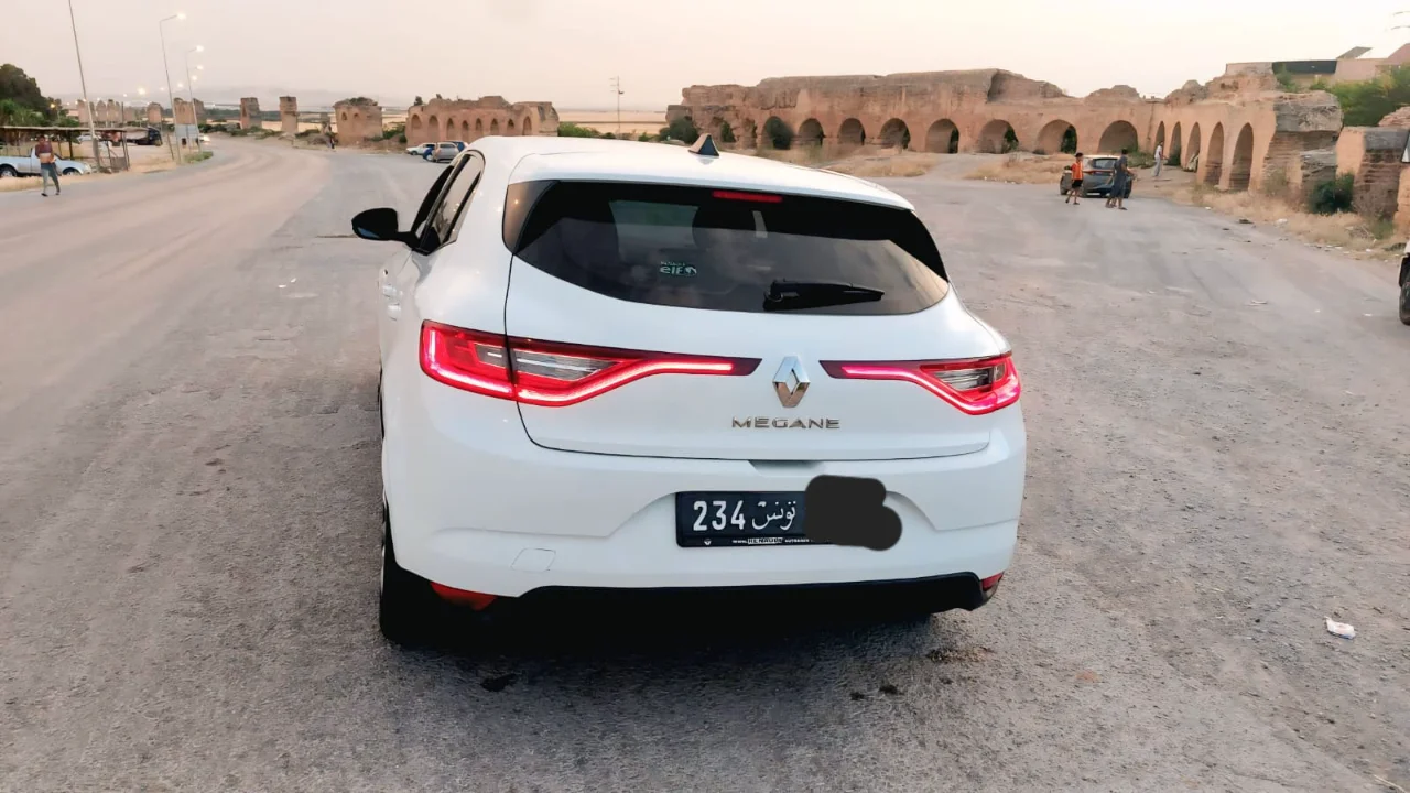 Renault Megane - Photo 6
