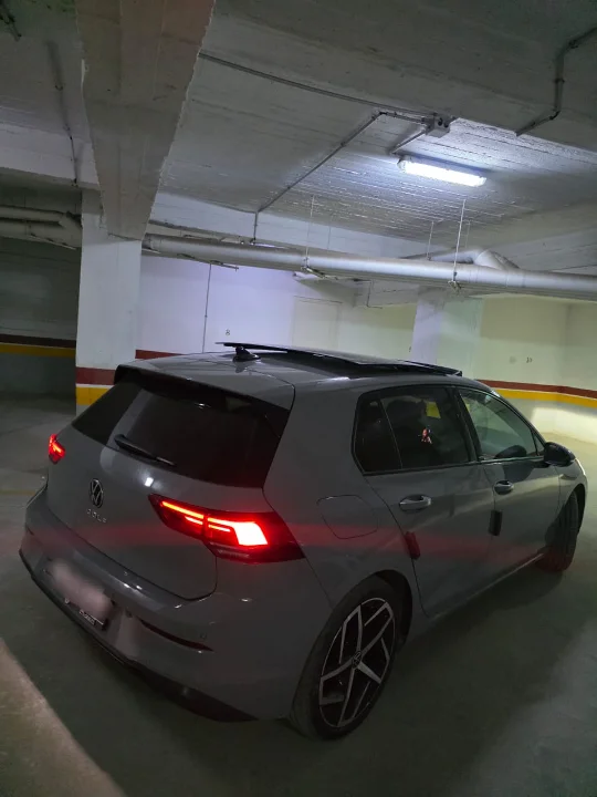 Volkswagen Golf 8 - Photo 5