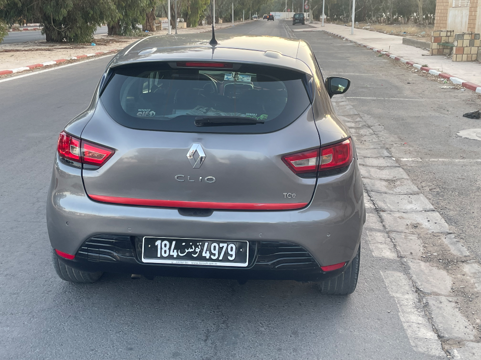 Renault Clio - Photo 4