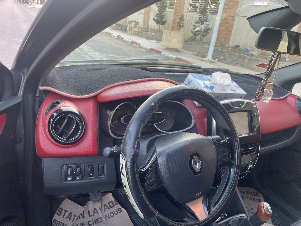 Renault Clio - Photo 2