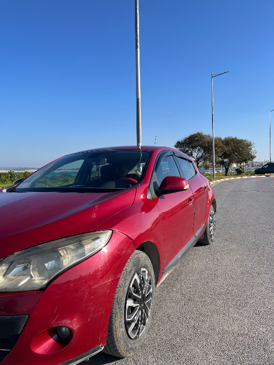 Renault Megane - Photo 11