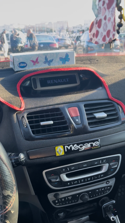 Renault Megane - Photo 4
