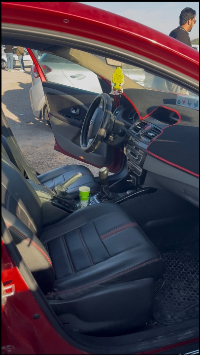 Renault Megane - Photo 2