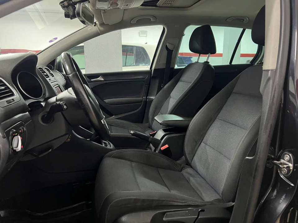 Volkswagen Golf 6 - Photo 8