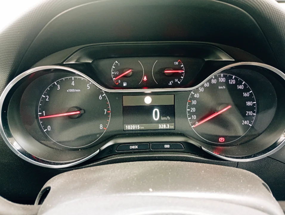 Opel Crossland X - Photo 3