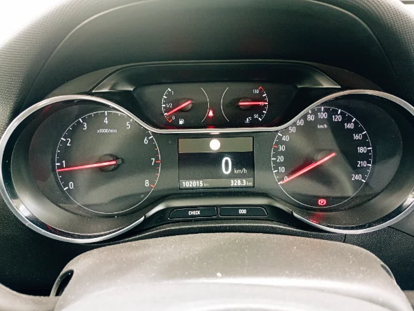 Opel Crossland X - Photo 3