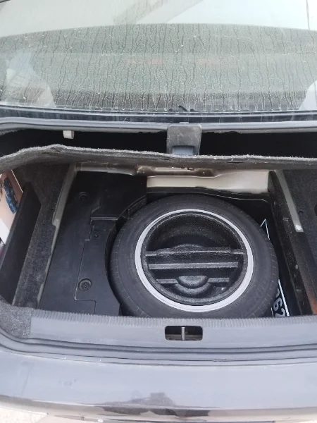 Volkswagen Passat - Photo 2