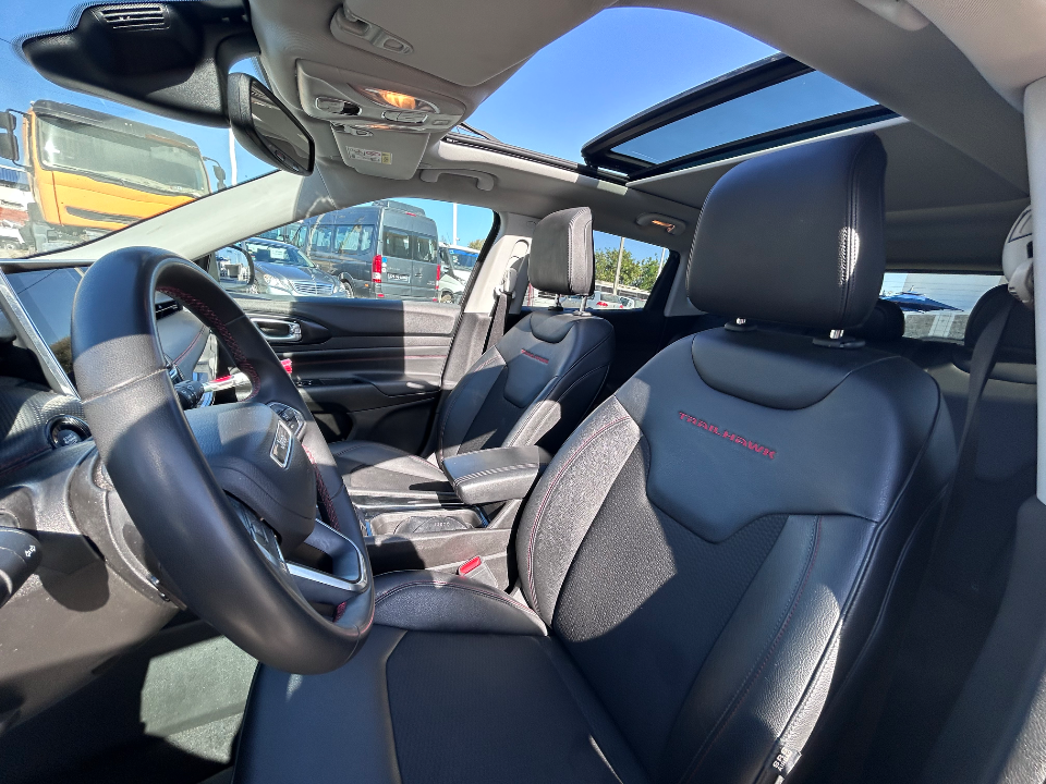 Jeep COMPASS - Photo 4