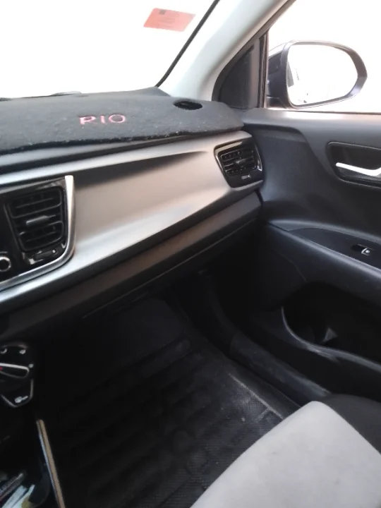 Kia RIO - Photo 4