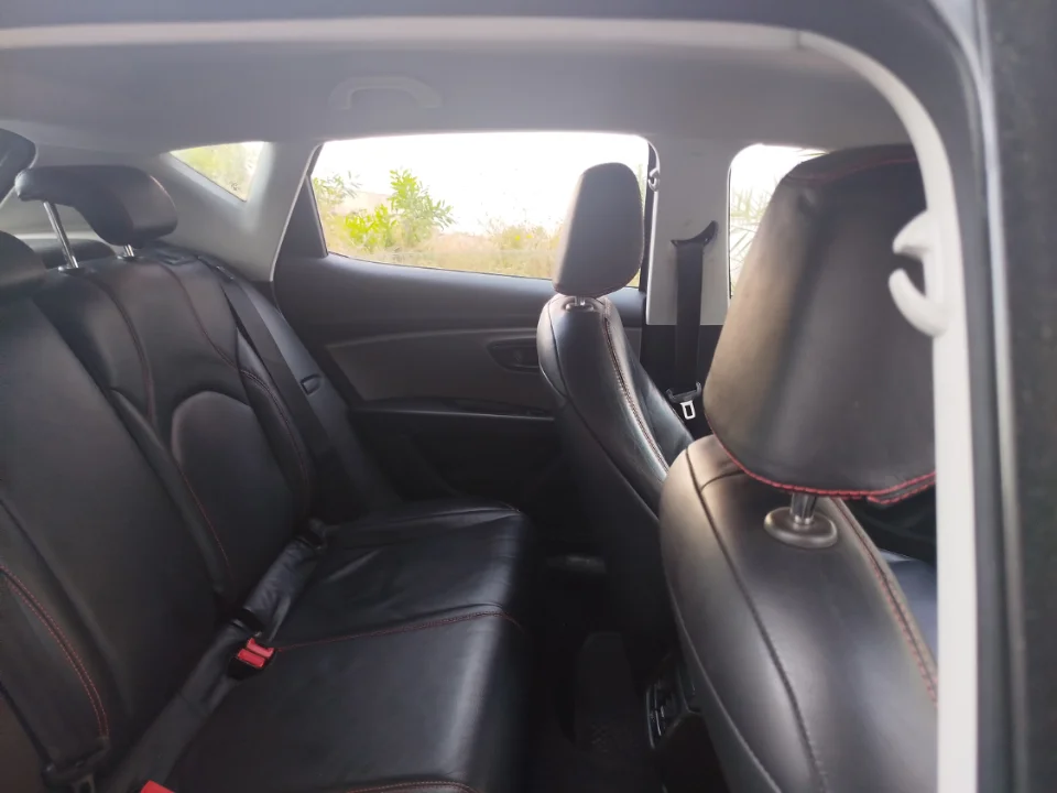Seat Leon - Photo 4