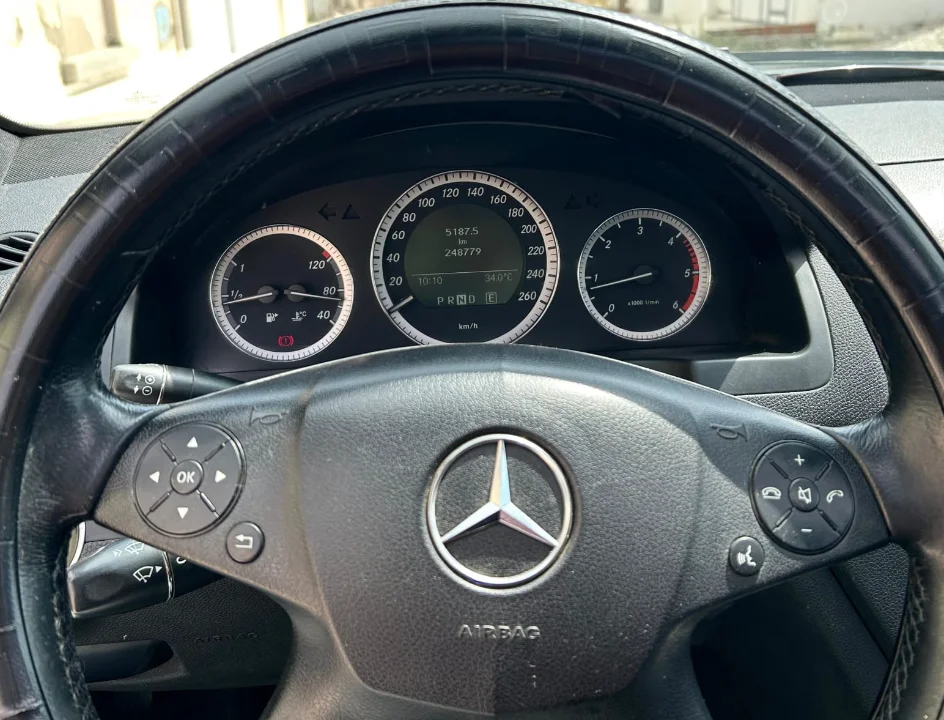 Mercedes Classe C - Photo 8