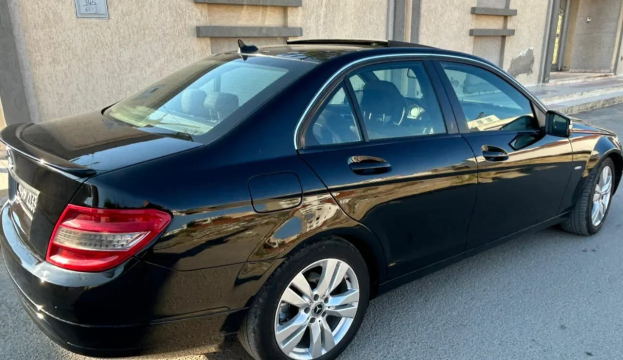 Mercedes Classe C - Photo 4