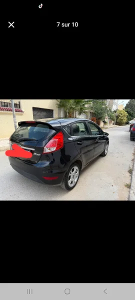 Ford FIESTA - Photo 4