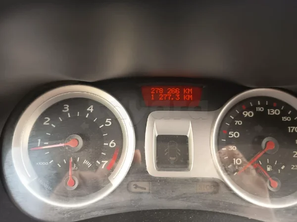 Renault Clio - Photo 2